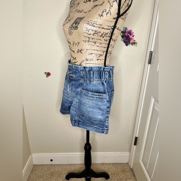 High Waist Y2K Denim Shorts - Picture 5 of 9